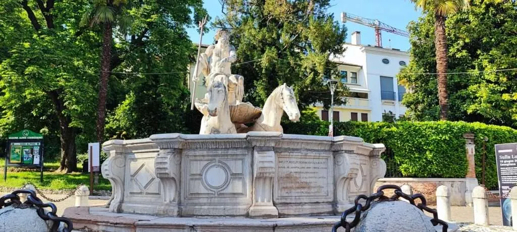 La fontana di Poseidone a Conegliano