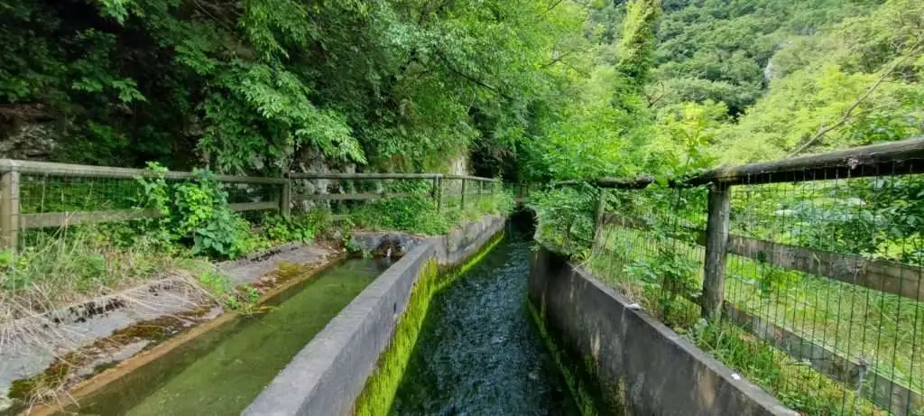 Canale sorgenti del Meschio
