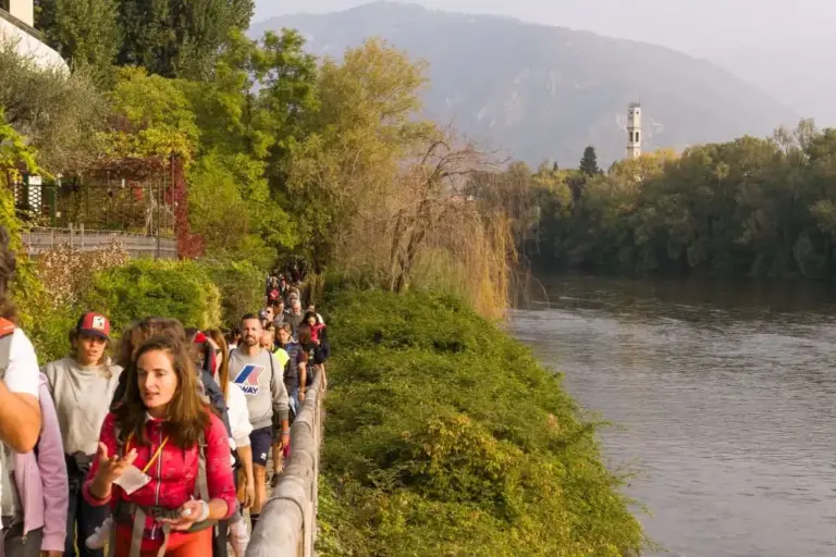 “Passeggiata Per mano insieme” 2023