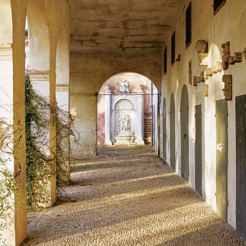 Il Museo di Villa Lattes di Istrana 4 Le barchesse di Villa Tamagnini Lattes a Istrana TV