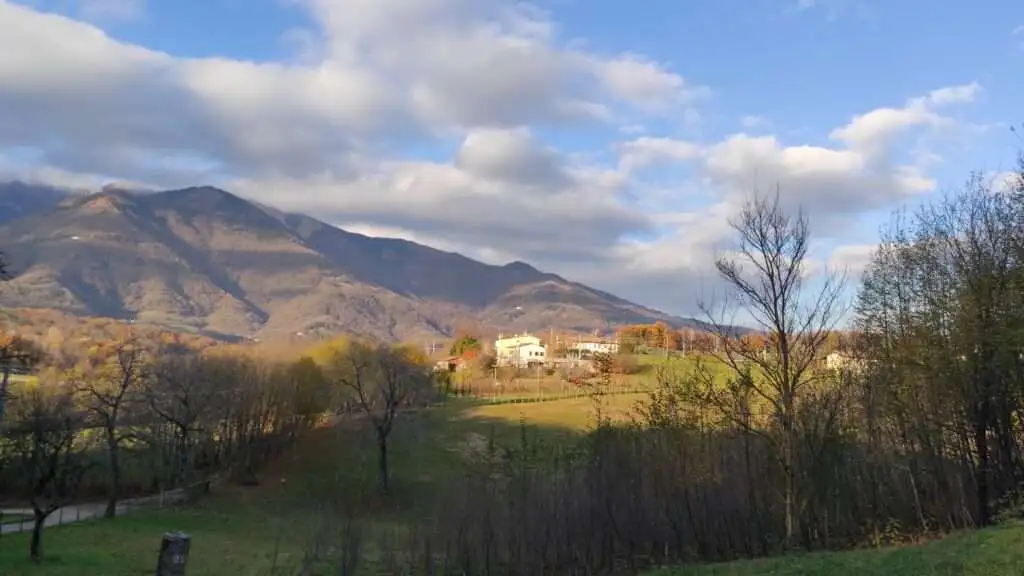 Veduta delle Montagne di Pieve del Grappa e Possagno