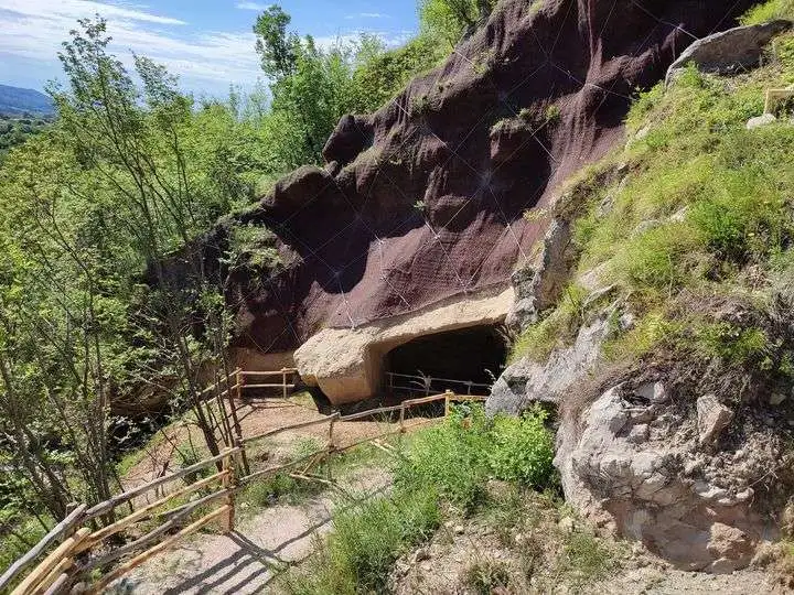 Il Parco Grotte del Caglieron a Fregona (TV) 9 Parco Grotte del Caglieron a Fregona TV 4