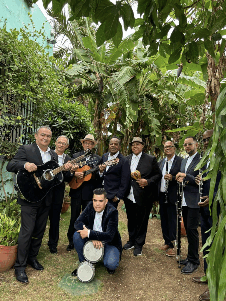 GRUPO COMPAY SEGUNDO